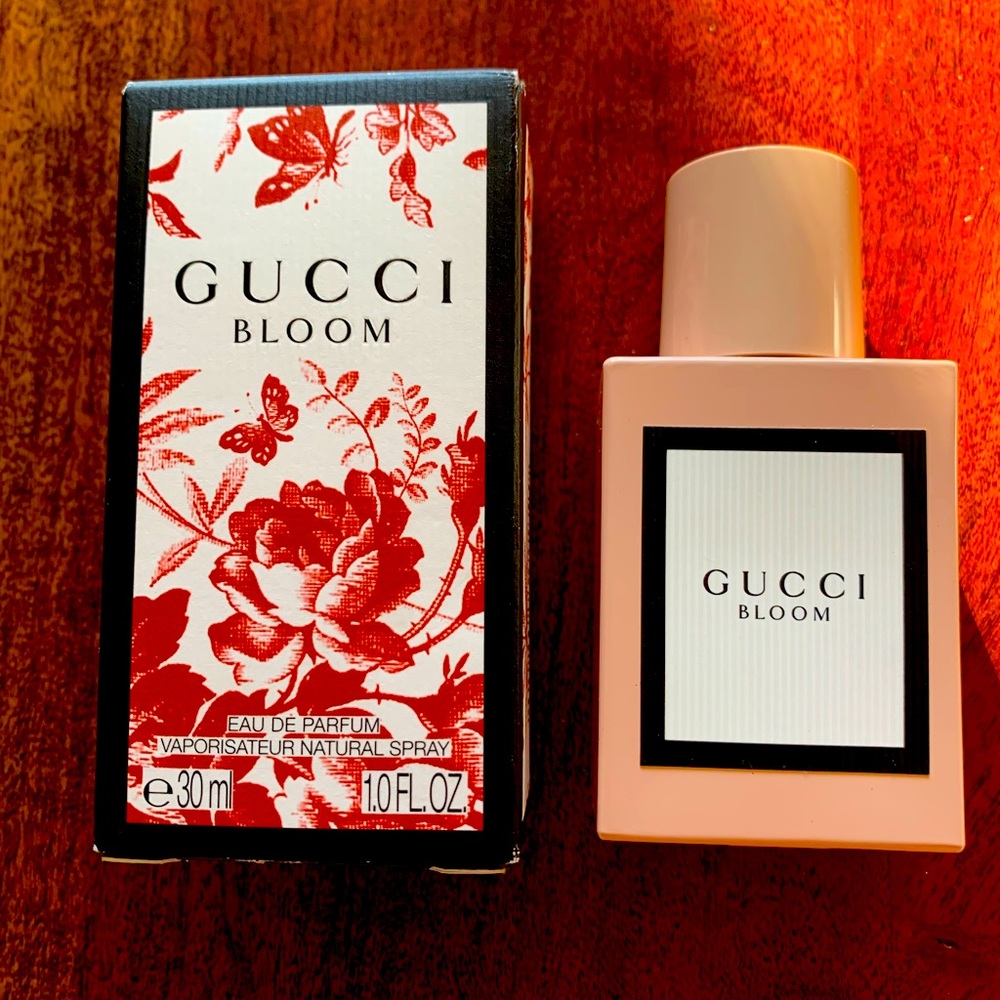 Gucci Bloom 1.0 fl oz perfume spray